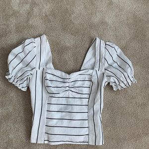 Forever 21 crop top puff sleeve